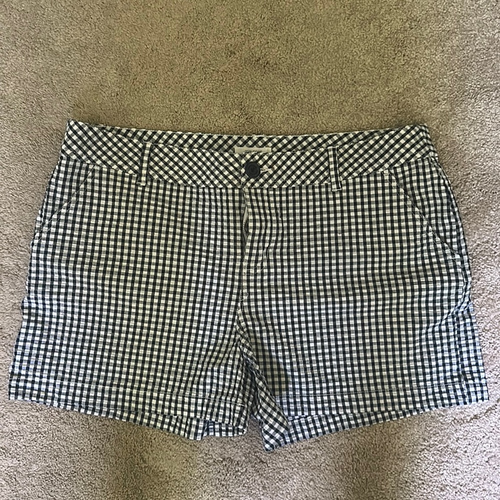 Navy/white Maurices brand shorts